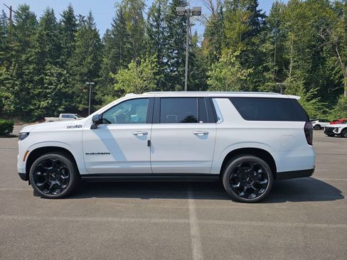 New 2026 Chevrolet Suburban High Country AWD/4WD image 4