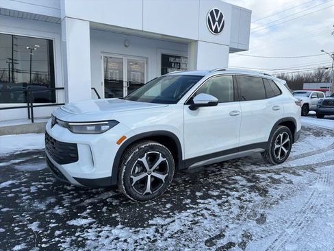 New 2026 Volkswagen Tiguan SE image 6