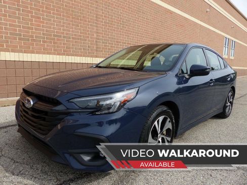 Used 2025 Subaru Legacy Premium w/ Popular Package #1A AWD/4WD image 1