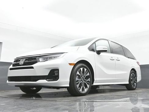 Used 2025 Honda Odyssey Elite image 33