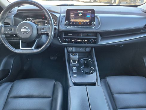 Used 2023 Nissan Rogue SV w/ SV Premium B Package image 12