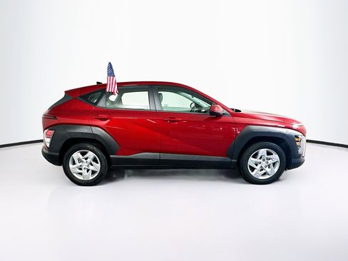 Used 2025 Hyundai Kona SE FWD image 2