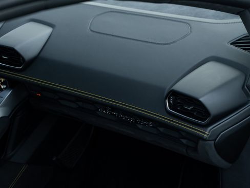 Used 2017 Lamborghini Huracan LP 580-2 image 29