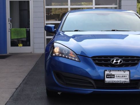 Used 2010 Hyundai Genesis 2.0T Premium image 29