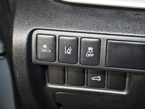 Used 2024 Mitsubishi Eclipse Cross SE image 33