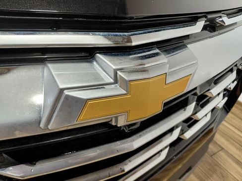 Used 2025 Chevrolet Equinox LT image 12