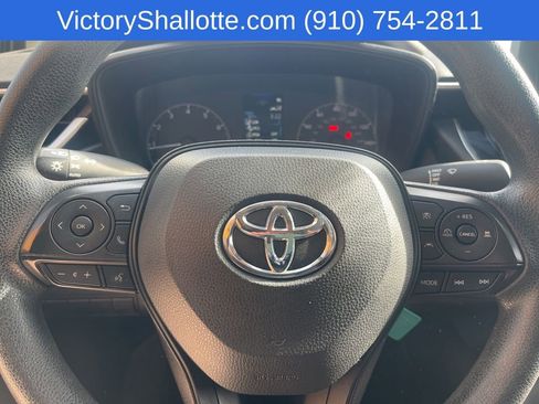 Used 2023 Toyota Corolla LE FWD image 11