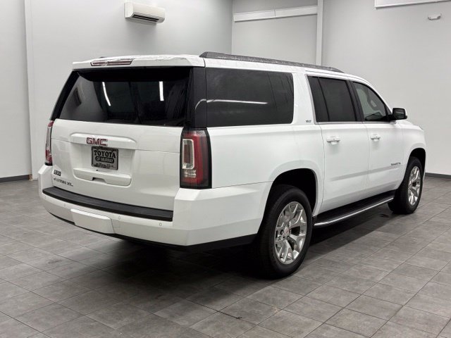 Used 2019 GMC Yukon XL SLT AWD/4WD image 2