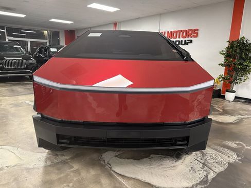 Used 2025 Tesla Cybertruck Cyberbeast AWD/4WD image 3