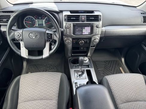 Used 2019 Toyota 4Runner SR5 AWD/4WD image 15