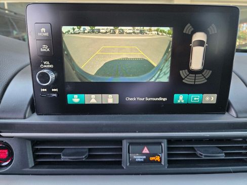 Certified 2024 Honda Pilot EX-L image 13
