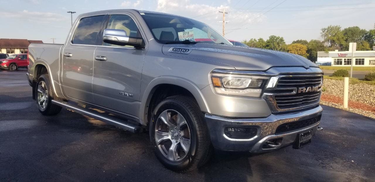 Used 2019 RAM 1500 Laramie AWD/4WD image 1