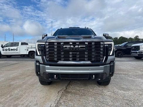 Used 2024 GMC Sierra 2500 Denali Ultimate AWD/4WD image 8