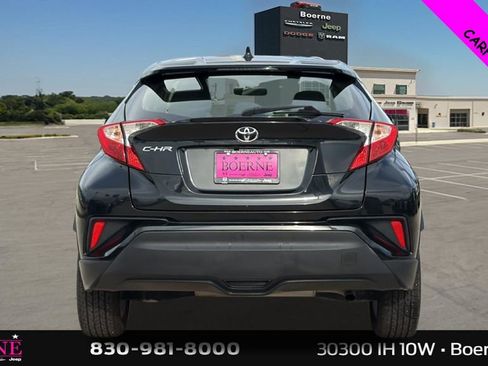 Used 2021 Toyota C-HR LE FWD image 4