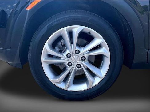 Used 2023 Buick Encore GX Preferred w/ Cold Weather Comfort Package AWD/4WD image 8