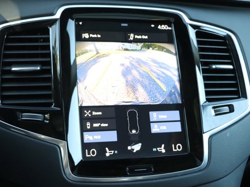 Used 2022 Volvo XC90 T6 Inscription w/ Advanced Package image 15