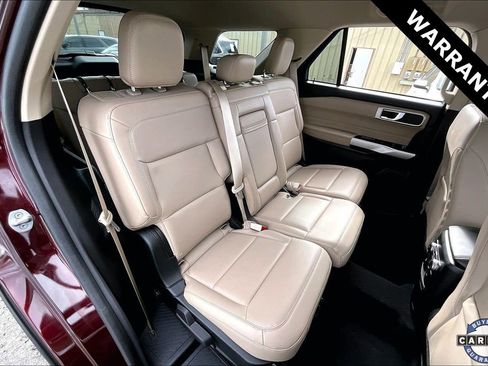 Used 2022 Ford Explorer XLT w/ Equipment Group 202A image 24