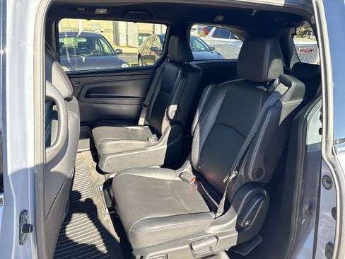 Used 2023 Honda Odyssey Sport image 12