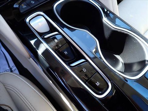 Used 2023 Buick Envision Avenir AWD/4WD image 23