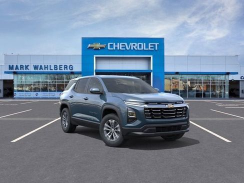 New 2026 Chevrolet Equinox LT w/ Convenience Package II AWD/4WD image 1