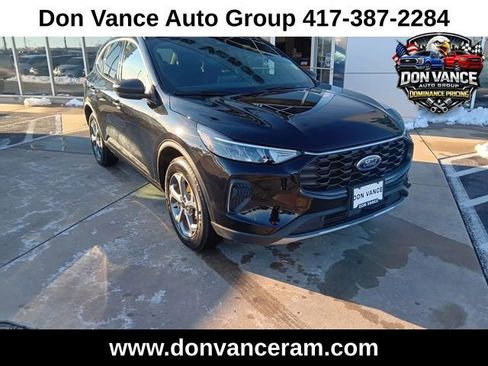 Used 2025 Ford Escape ST-Line image 9