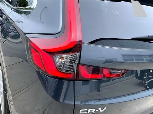 Used 2025 Honda CR-V EX image 28