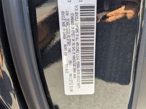 Used 2020 Chrysler Pacifica Limited w/ Quick Order Package 27H Red S image 23