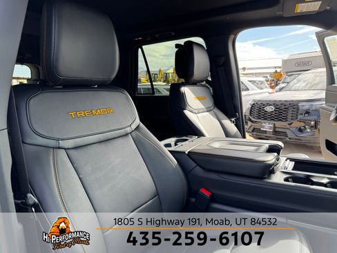 New 2026 Ford Expedition Tremor image 32