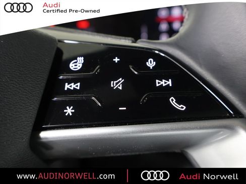 Certified 2025 Audi Q5 Premium w/ Convenience Package AWD/4WD image 30