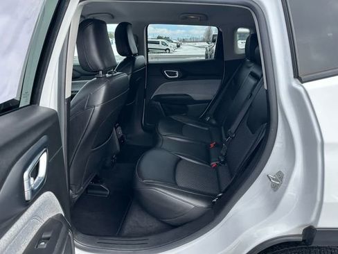 Used 2022 Jeep Compass Latitude w/ Convenience Group image 10