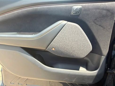 Used 2021 Ford Mustang Mach-E GT AWD/4WD image 25