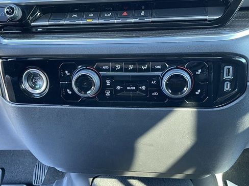 Certified 2022 Chevrolet Silverado 1500 LT image 4