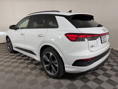 Used 2024 Audi Q4 e-tron Premium w/ Convenience Package AWD/4WD image 3