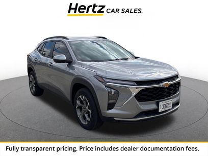 Used 2025 Chevrolet Trax LT w/ LT Convenience Package
