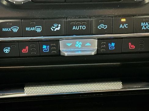 Used 2025 Ford F150 Raptor AWD/4WD image 21