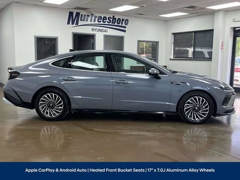 Used 2025 Hyundai Sonata SEL FWD image 4