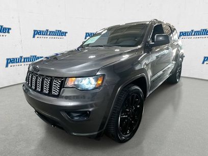 Used 2018 Jeep Grand Cherokee Altitude