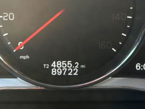 Used 2017 Volvo XC60 T5 Inscription w/ Preferred Option Package FWD image 18