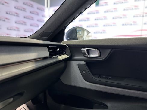 Used 2021 Polestar Polestar 2 image 28