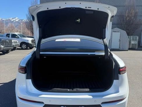 Used 2023 Toyota Crown XLE image 10