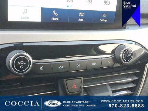 Certified 2022 Ford Escape SE w/ Cold Weather Package image 17
