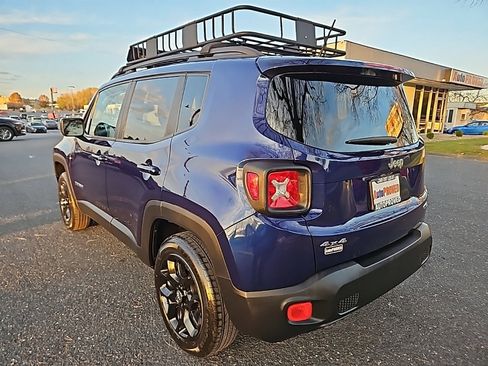 Used 2017 Jeep Renegade Latitude image 5