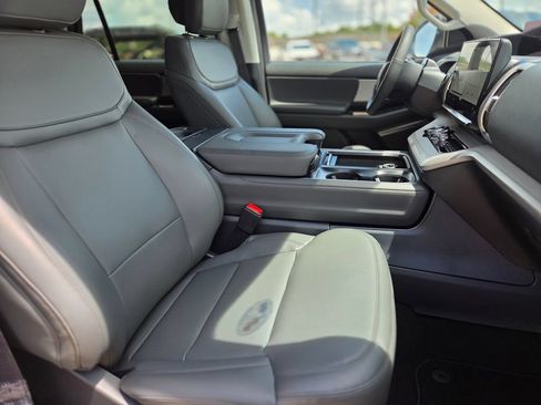 New 2027 Ford Expedition Active RWD image 10