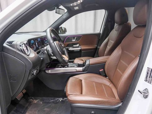 Certified 2021 Mercedes-Benz GLB 250 image 20