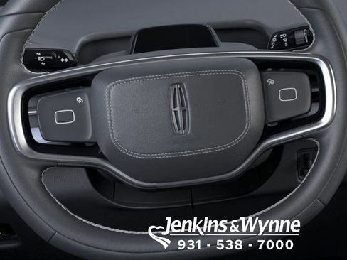 New 2026 Lincoln Navigator L Reserve AWD/4WD image 12