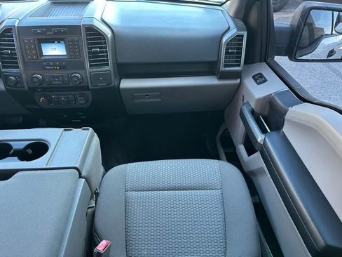 Certified 2018 Ford F150 XLT image 11