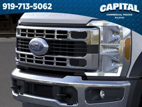 New 2026 Ford F550 4x4 Crew Cab image 17