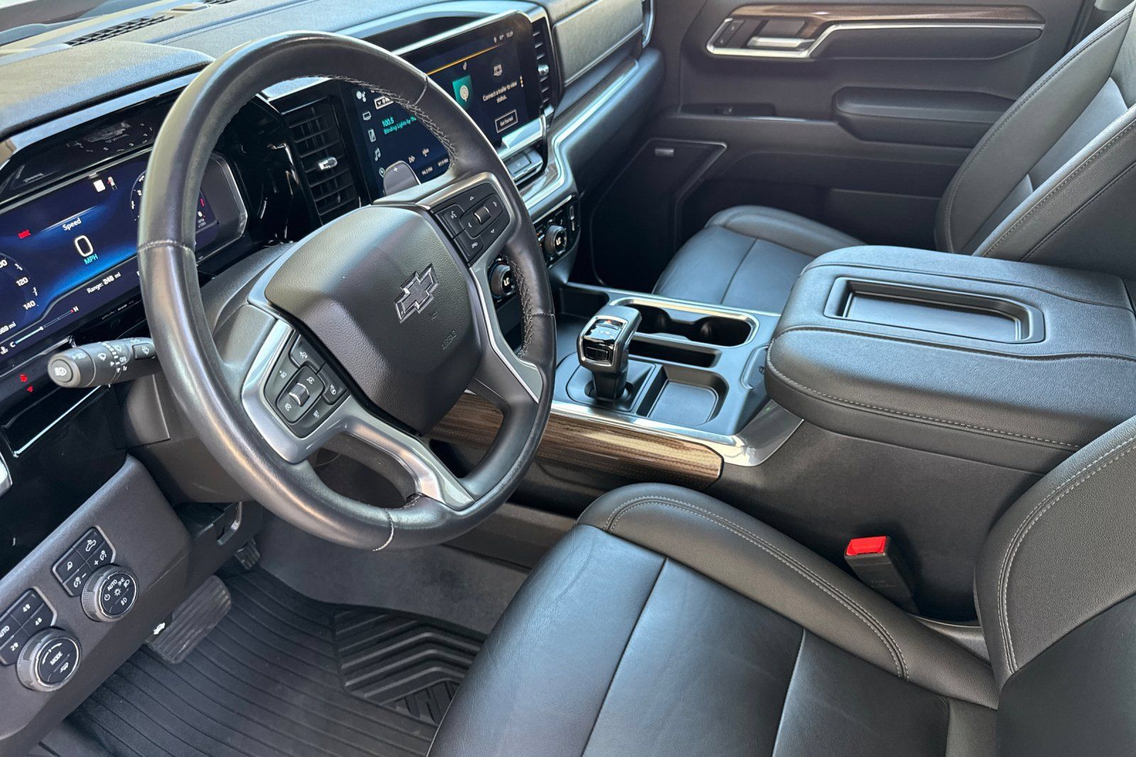 Used 2022 Chevrolet Silverado 1500 RST w/ RST All Star Premium Package AWD/4WD image 9