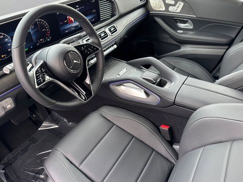New 2026 Mercedes-Benz GLE 450e 4MATIC image 4