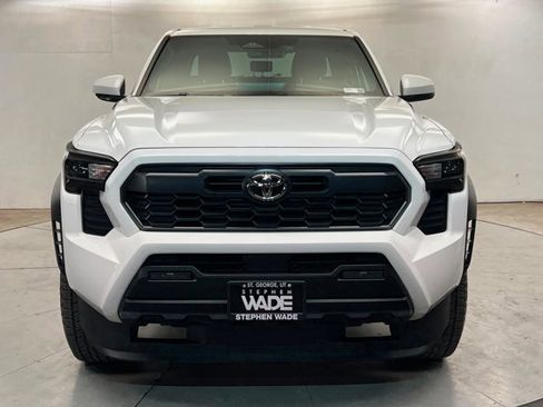 Used 2024 Toyota Tacoma TRD Off-Road AWD/4WD image 8